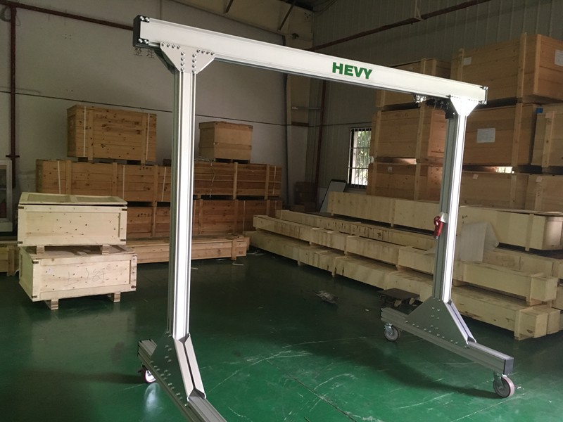 HEVY鋁軌龍門起重機(jī)系列-鋁合金軌道,HEVY軌道,HEVY葫蘆,EEPOS軌道,普蘭尼特葫蘆,STAHL葫蘆,斯泰爾電動(dòng)葫蘆,防爆葫蘆,變頻環(huán)鏈葫蘆,進(jìn)口環(huán)鏈葫蘆,STAHL鋼絲繩葫蘆,電動(dòng)智能平衡吊,鋁合金KBK-旋臂吊產(chǎn)品